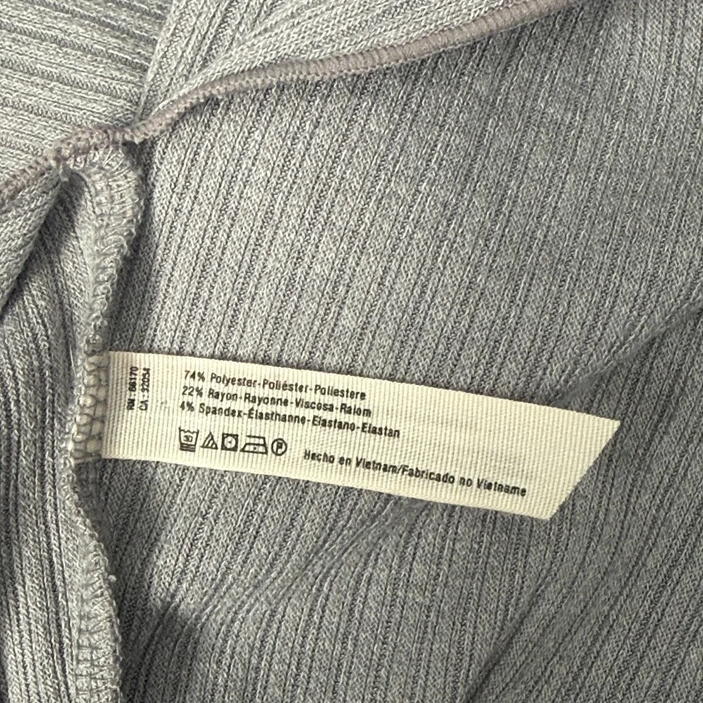 Free People Intimately gray Long Sleeve size medium